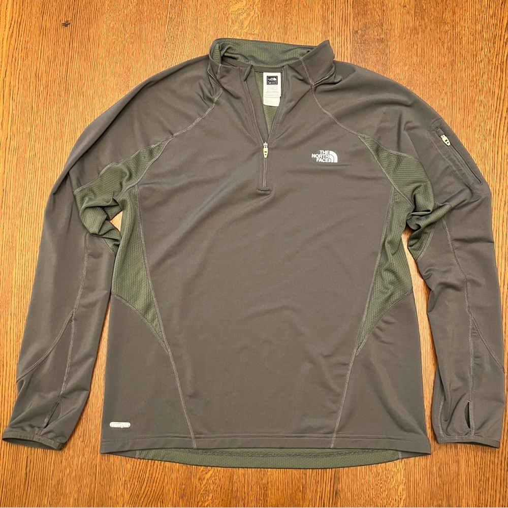 The North Face Flight Series 1/4 zip lightweight men’s pullover - size large